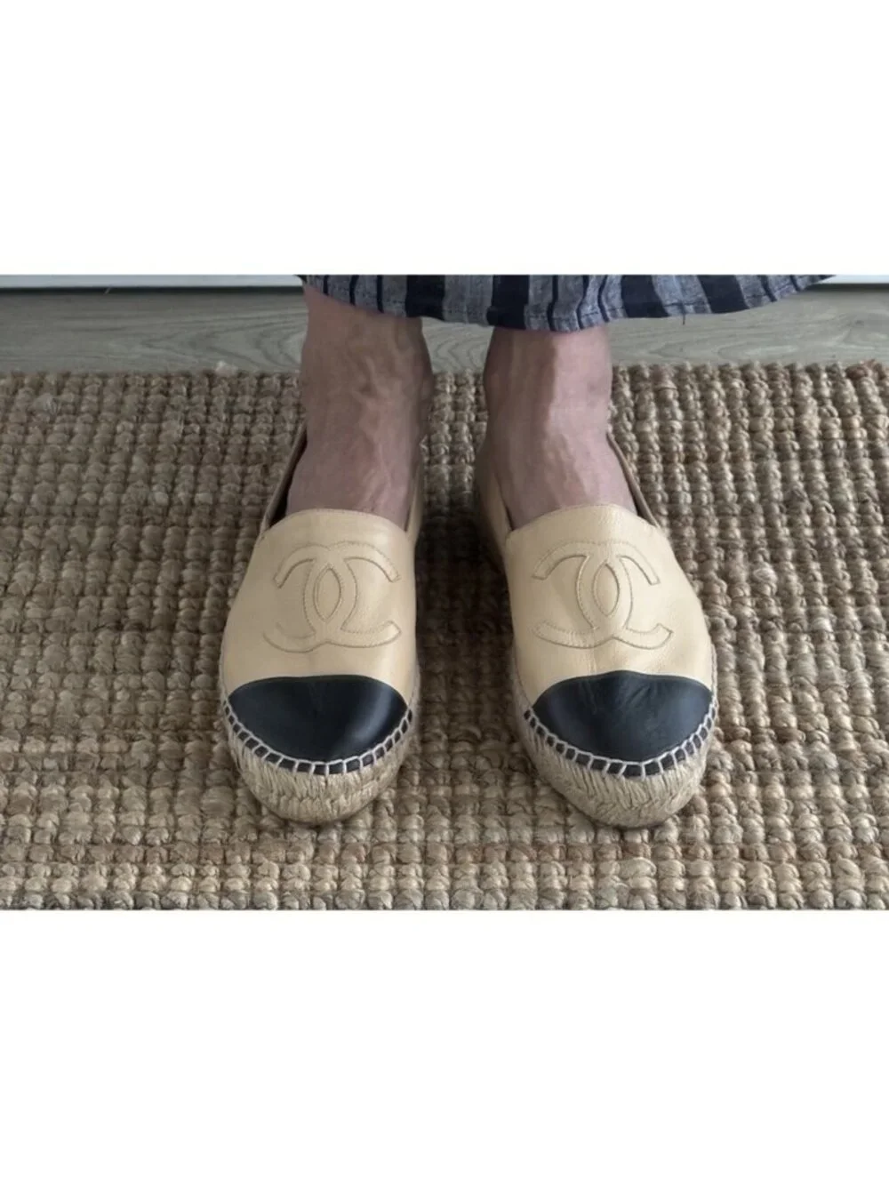 CHANEL Beige Tan & Black Lambskin Espadrilles Shoes Flats Sz 40